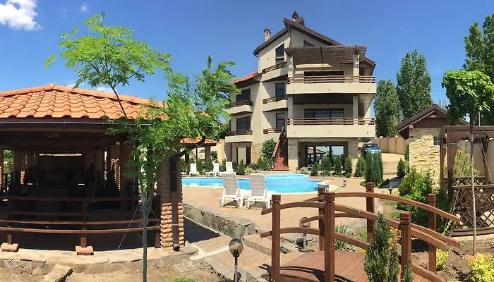 Villa Albizia